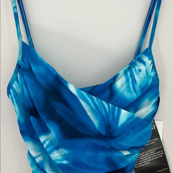 Miraclesuit Blue Tie-Dye Pool Water Pattern Style# 56229 Swimsuit Size 14 - Picture 6 of 17